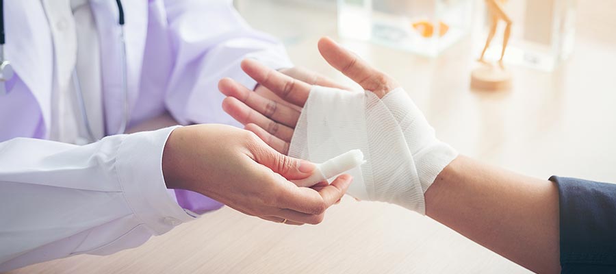 Open and Nonhealing Wound Care for Faster Recovery in Phoenix, AZ